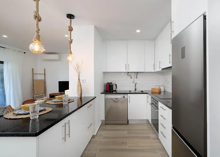 Amazing House With Balcony