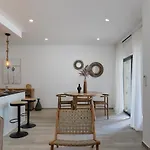 Διαμέρισμα Amazing House With Balcony *