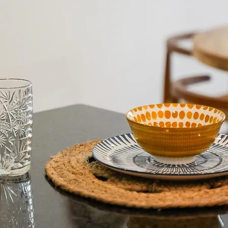 Amazing House With Balcony Appartement *