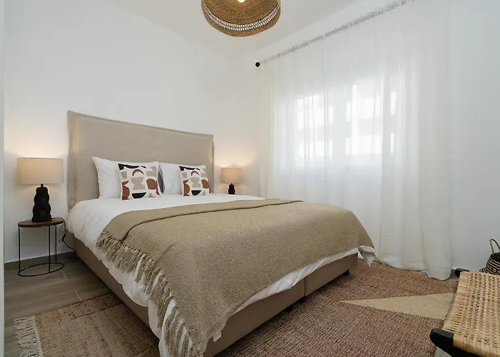 Amazing House With Balcony