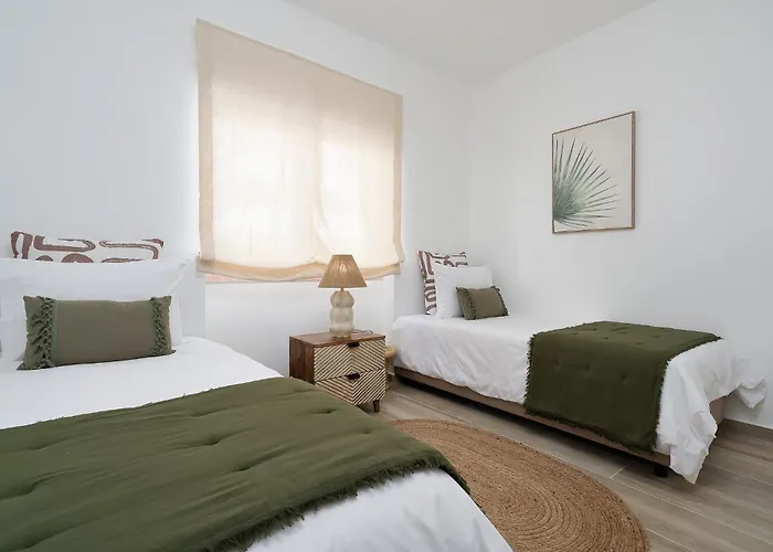 Amazing House With Balcony Apartmán