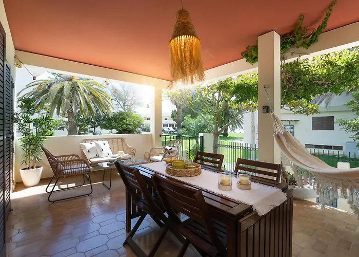 Amazing House With Balcony * Lagos